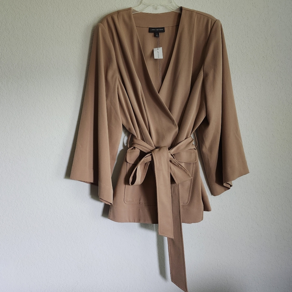 LANE BRYANT Size 22 Tan/Camel color Kimono style Wrap Jacket